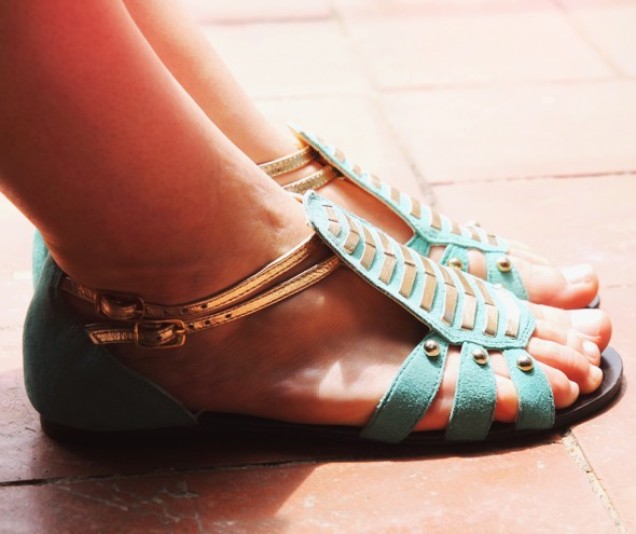 sandales turquoises kg